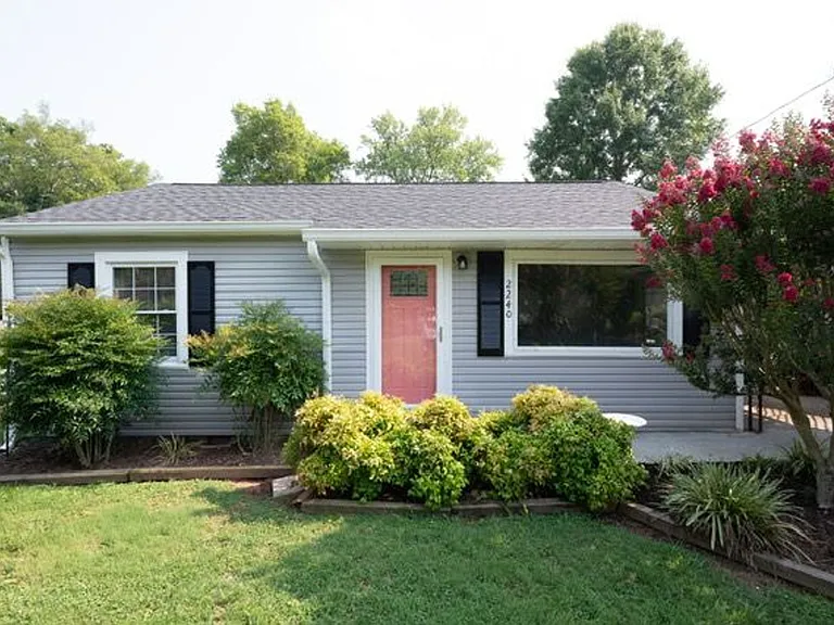 2240 McClung Ave — Photo 1