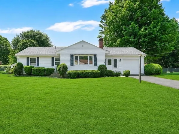 95 Wrenwood St, Springfield, MA 01119