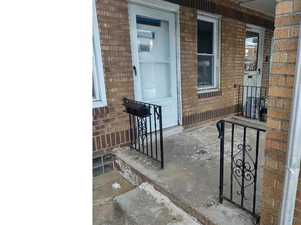 6367 Marsden St, Philadelphia, PA 19135