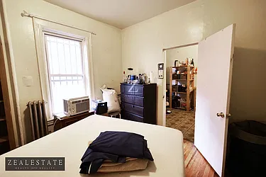 Rented by ZealEstate Group Inc