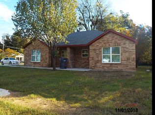 302 D St SE, Ardmore, OK 73401