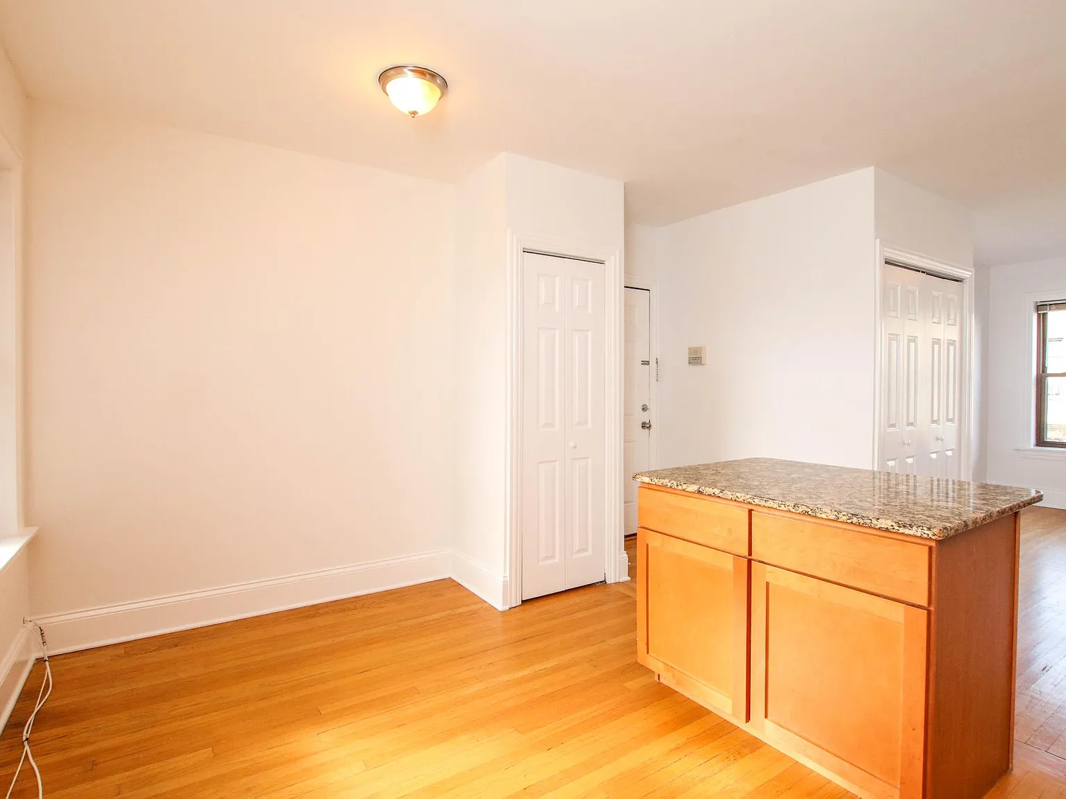 Studio, 550 sqft, $1,400 — Photo 4