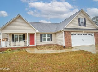 228 Autumn Ln, Raeford, NC 28376