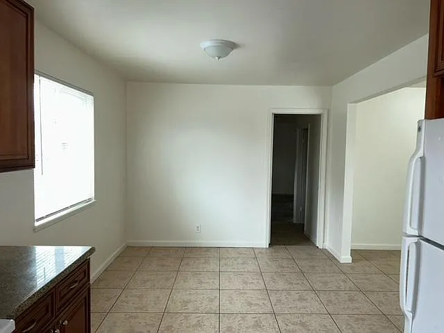 4060 Oakhill Ave — Photo 10