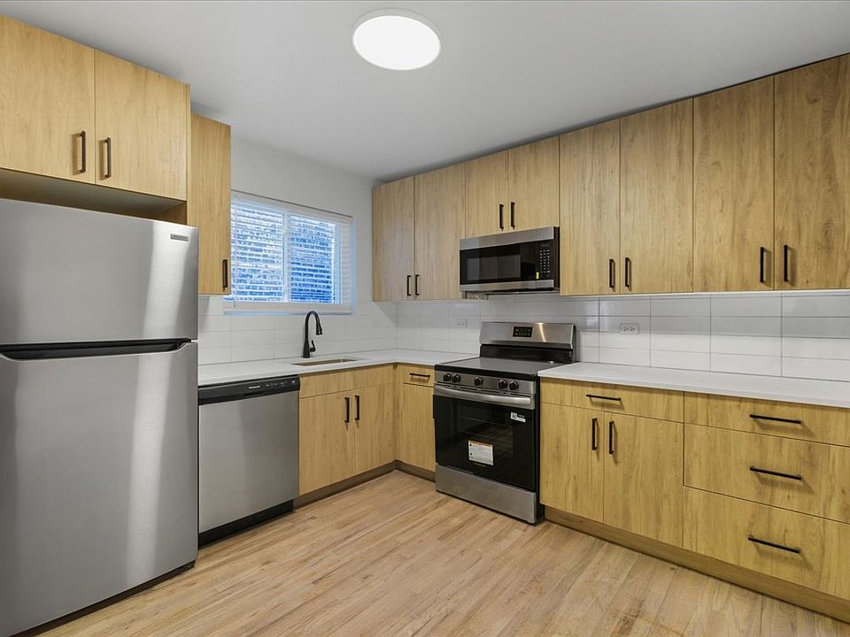 1st image of 7357 N Winchester Ave #2MZ