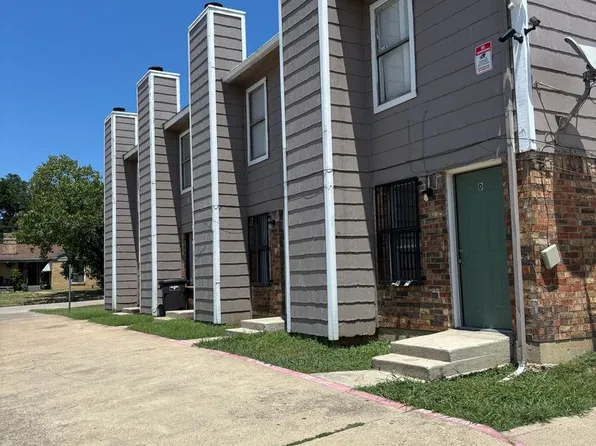 3200 McLean St APT D, Fort Worth, TX 76103