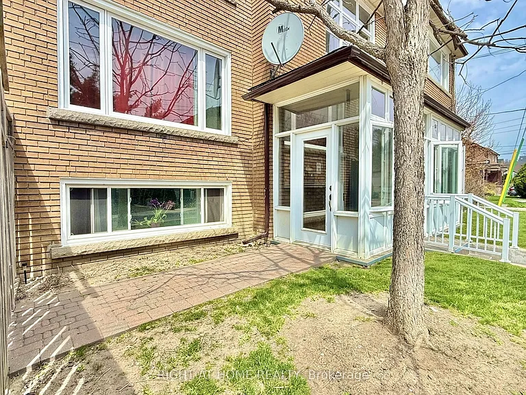 20 Belvidere Ave #3 — Photo 2