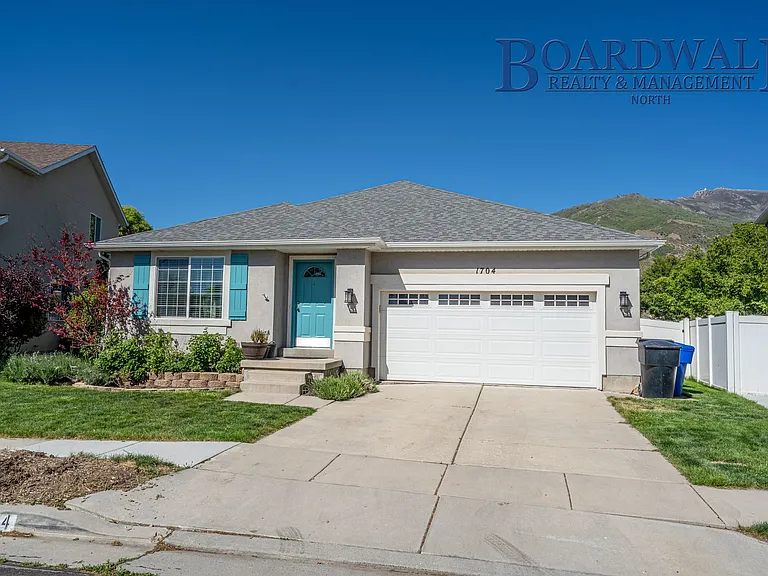 1704 Saint Andrews Dr — Photo 58