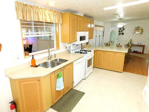 5th image of 6148 Pueblo Dr