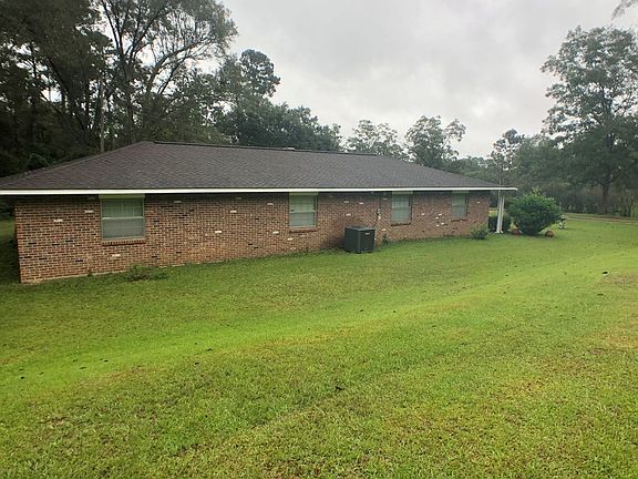 4th image of 19 Lakeside Dr