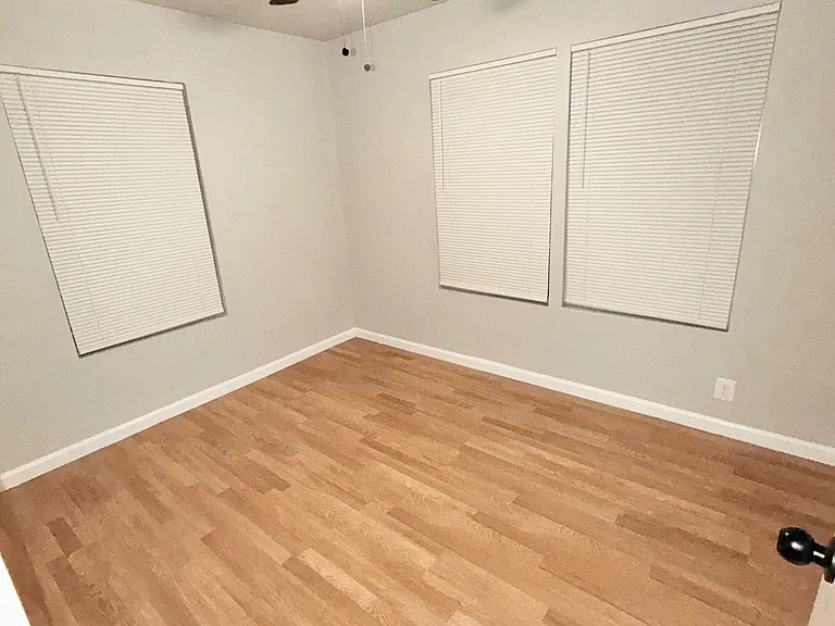 240 Kirk Pl #2 — Photo 8