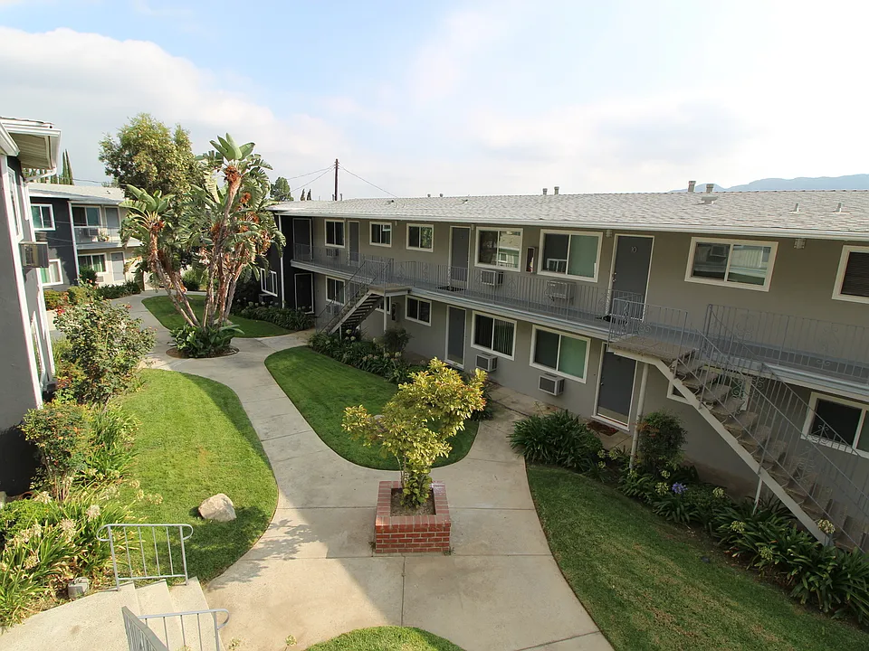 FOOTHILL VILLAGE