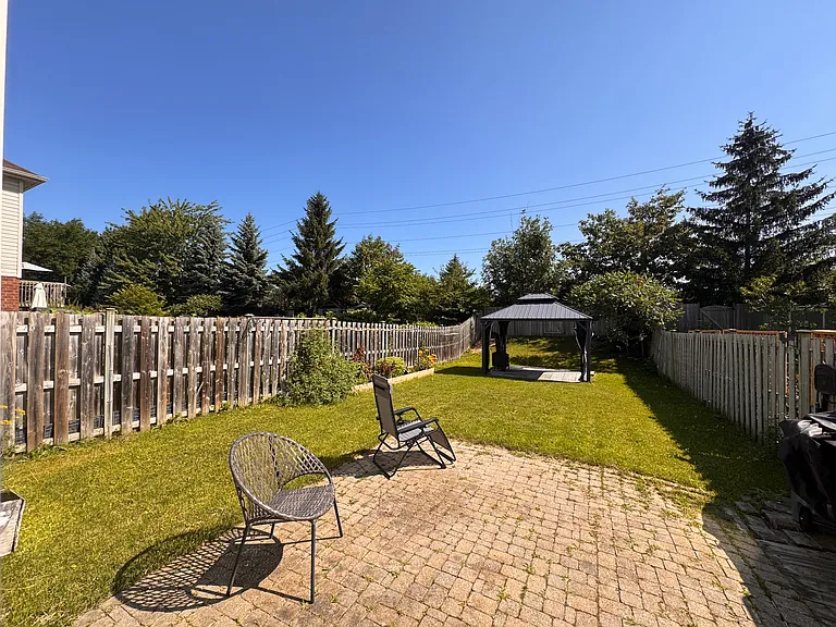 772 Zermatt Dr — Photo 13