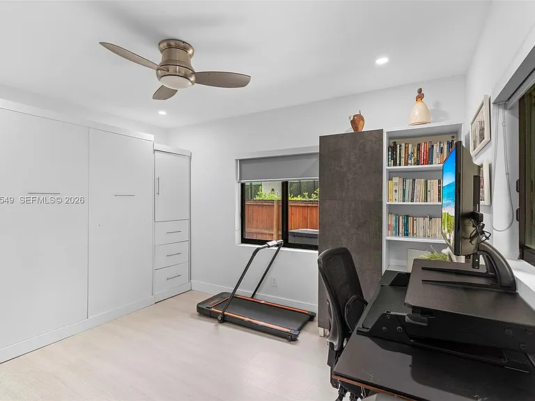 7831 SW 54th Ct — Photo 39