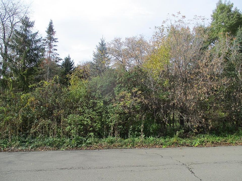 2nd image of 248 Kennedy Dr