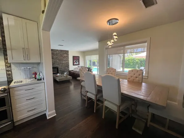 3460 Buchanan St, Hollywood, FL 33021