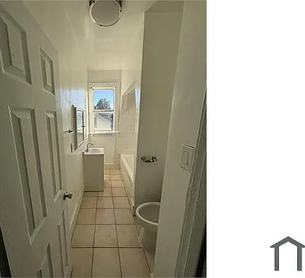 1220 E 43rd St #12 — Photo 12
