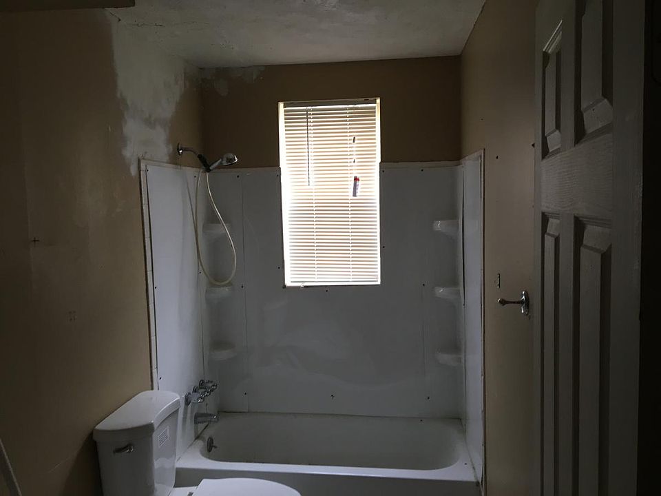 2nd image of 4411 Landside Dr APT 1