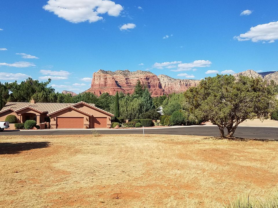1st image of 235 Sin Salida