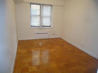 2nd image of 211 Bedford Park Blvd APT 3G