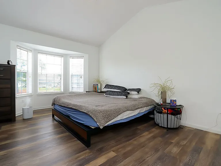 1356 Lake Dr — Photo 20