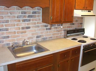 26 York Rd APT B, Willow Grove, PA 19090