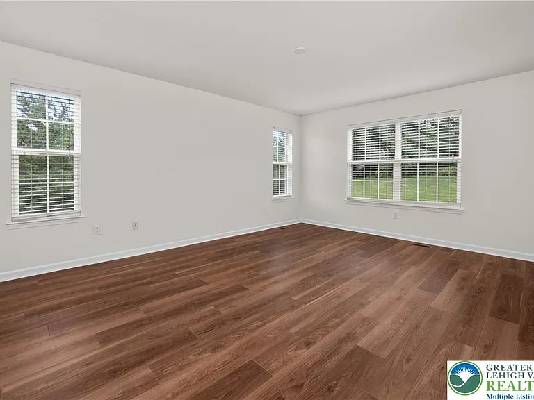 4207 Yorktown Rd — Photo 26
