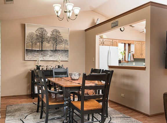 4th image of 8205 Millstone Dr #8-3D