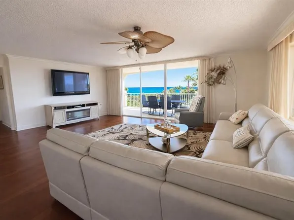 420 Harding Ave APT 301, Cocoa Beach, FL 32931