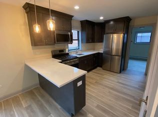 1151 David Dr, Bensenville, IL 60106