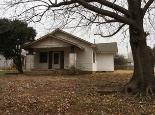 611 S Gardner Ave, Wynnewood, OK 73098