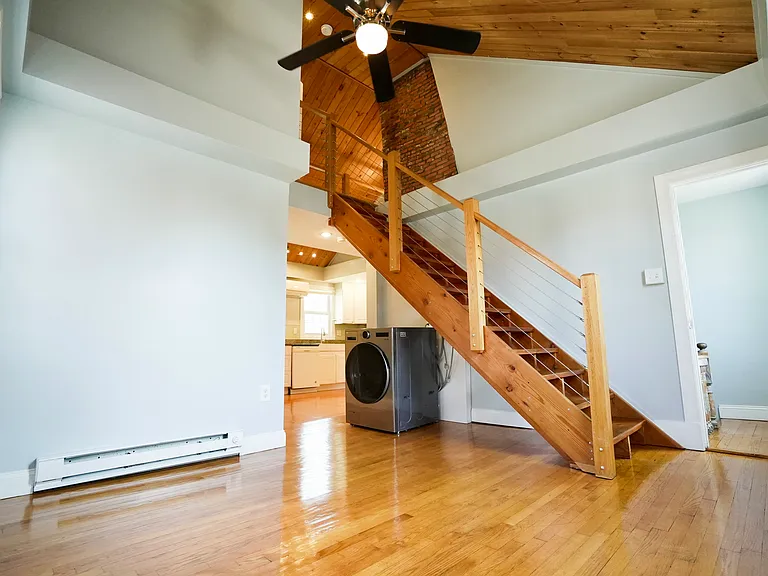 405 Benefit St #2F — Photo 4
