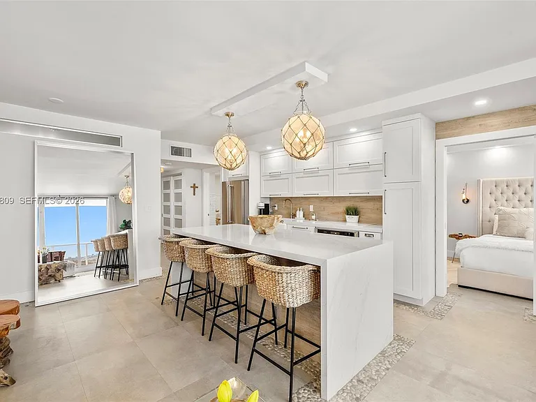 2301 Collins Ave #1533 — Photo 12