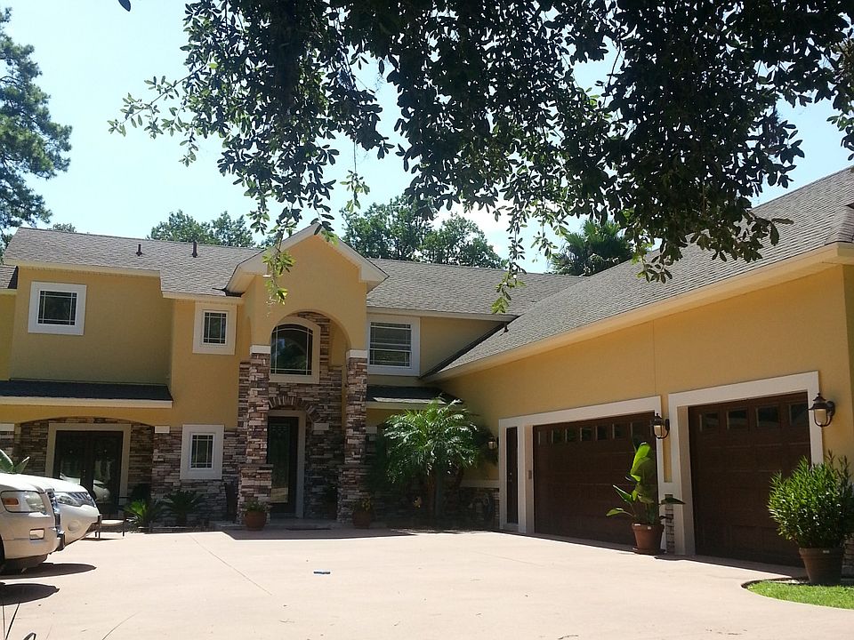 1st image of 223 N Roscoe Blvd