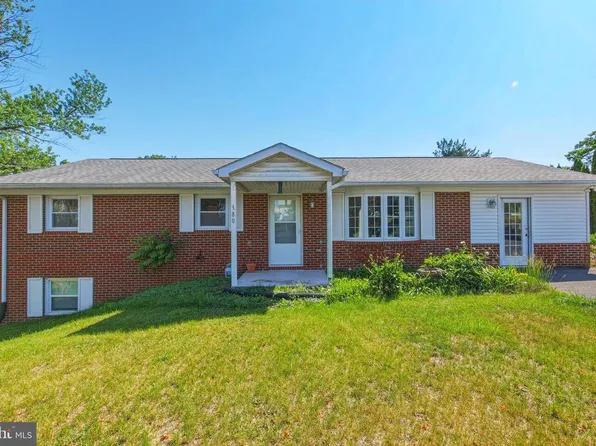 380 E Reservoir Rd, Woodstock, VA 22664