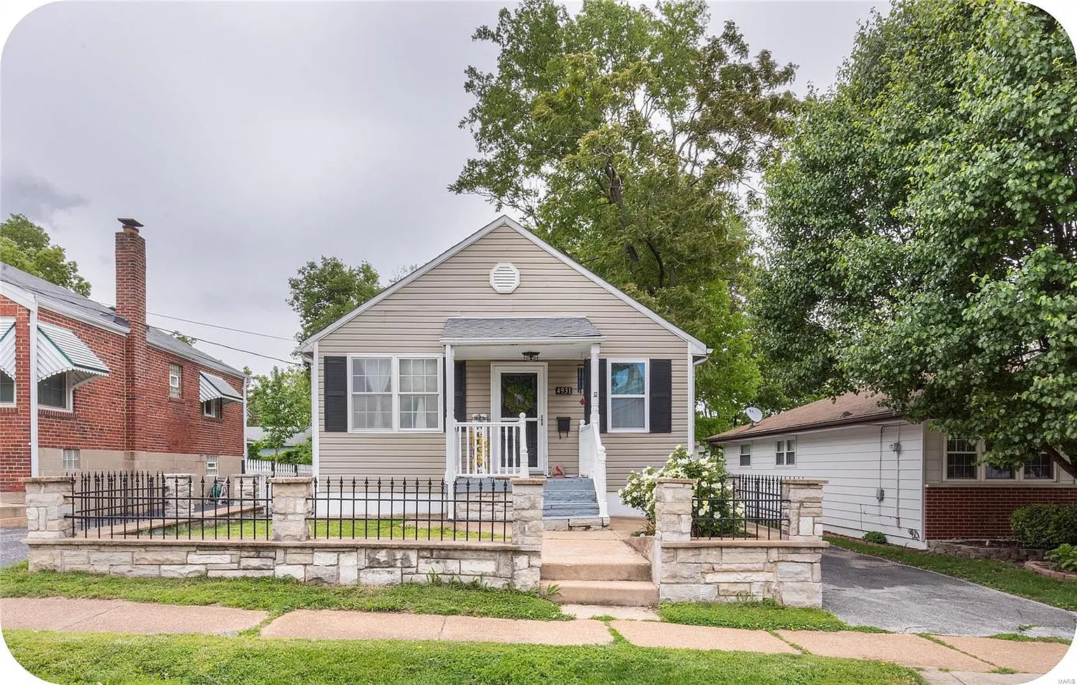 4931 Heege Rd photo 1