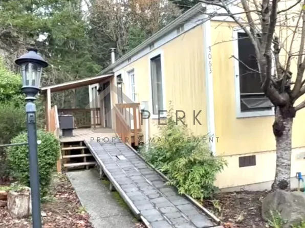 3063 Oak Bay Rd, Pt Hadlock, WA 98339