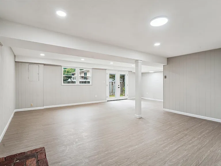 2226 Westwood Pl — Photo 22