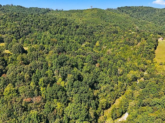 5th image of 2918 Copper Creek Rd