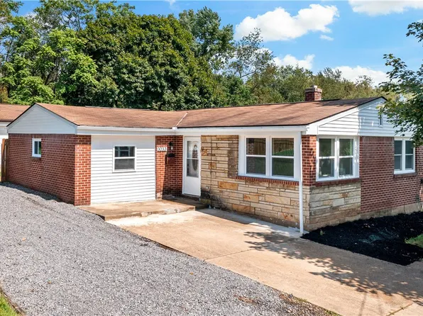 3033 Fairway Dr, New Kensington, PA 15068