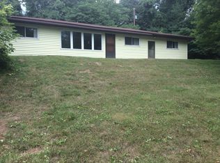 2206 Pleasant Ridge Rd, Glen Carbon, IL 62034