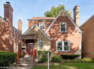 5851 N Bernard St, Chicago, IL 60659
