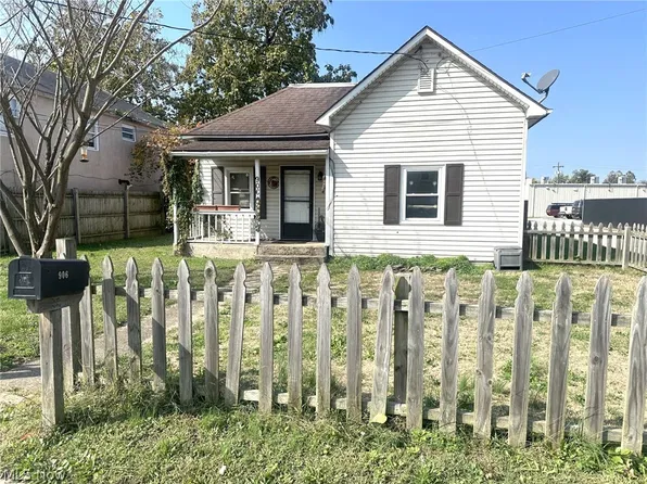 906 Neal St, Parkersburg, WV 26101