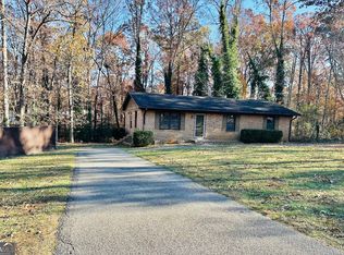 78 Plantation Dr, Hartwell, GA 30643