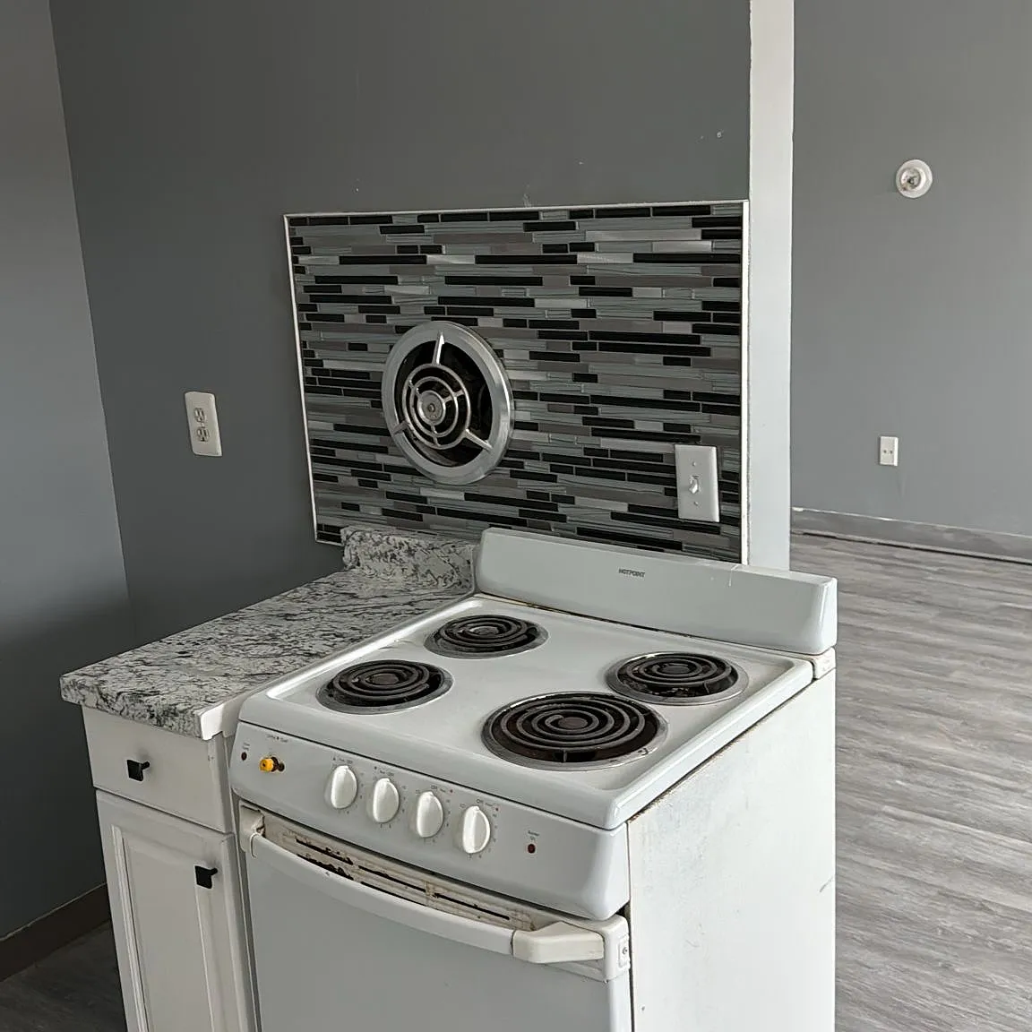 1 bed, $1,650 — Photo 2