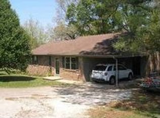 82 Phillips Rd, Jackson, TN 38301