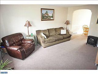 3rd image of 6613 Montague St