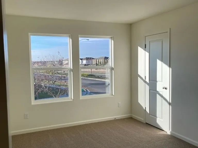 193 Shafer Ave — Photo 10