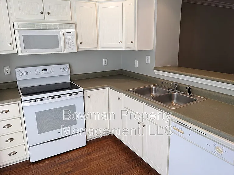 660 Barnett Shoals Rd #123 — Photo 7