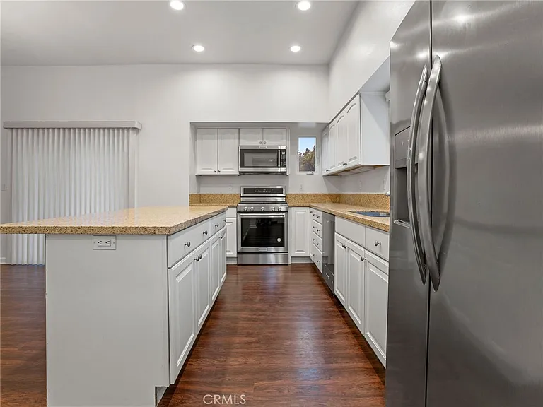 15940 W Ward Ct — Photo 7